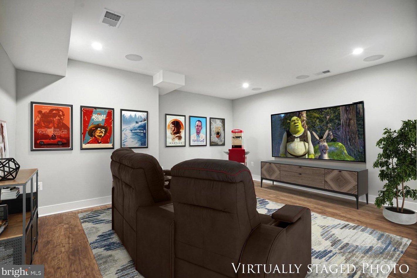 608 Jackson St, Falls Church VA  22046-2828 exterior