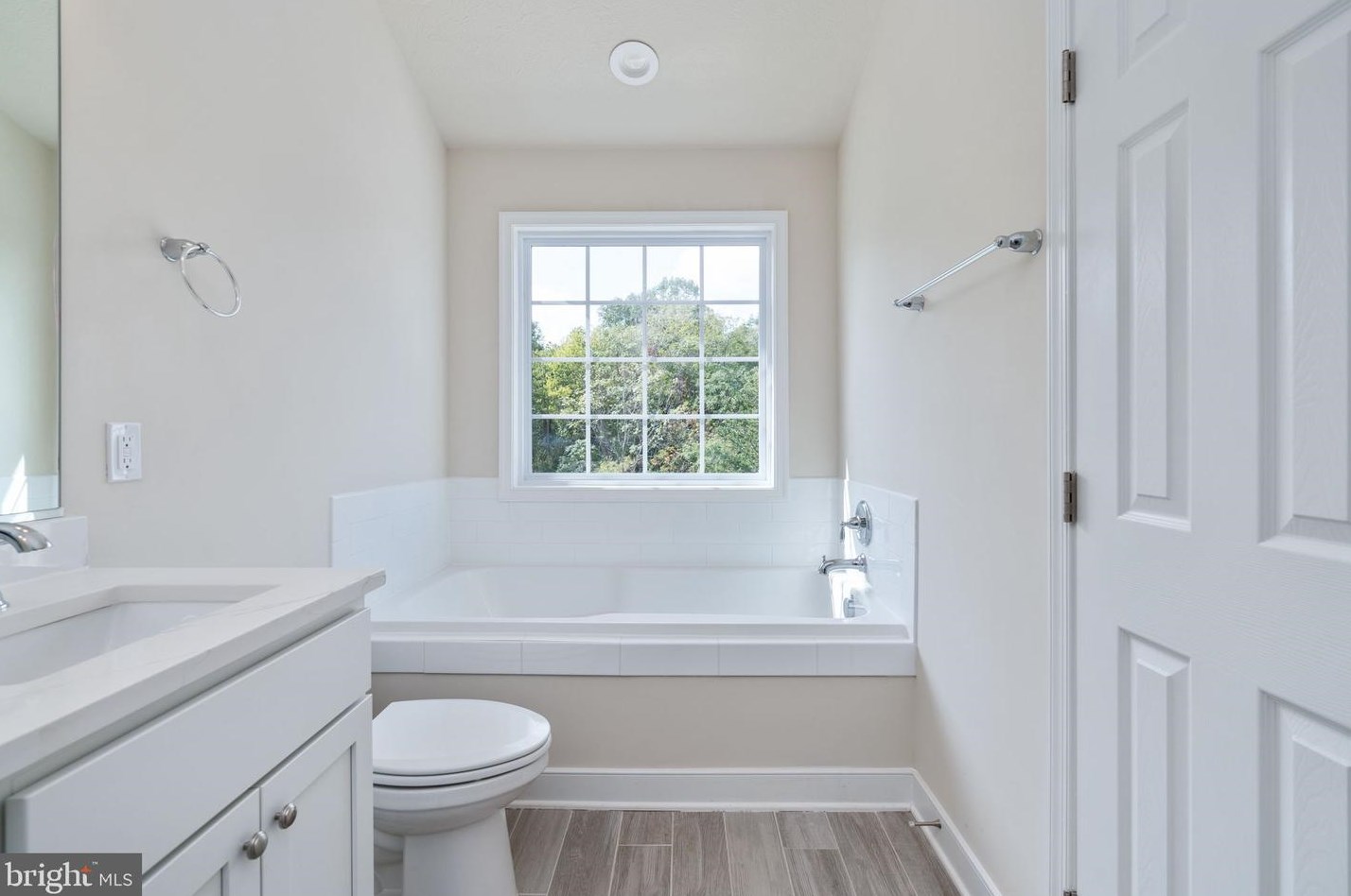 1006 Wicklow Dr, Fredericksburg VA  22401-2722 exterior