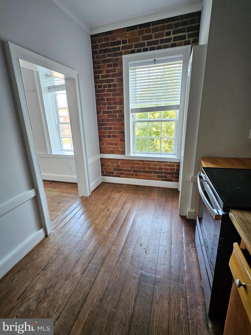 822 Caroline St, Fredericksburg VA  22401-5806 exterior
