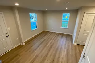 1100 Rampart Dr, Fredericksburg, VA 22401 - Photo 5