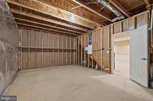 1019 E Kensington Cir, Fredericksburg, VA 22401 - Photo 57