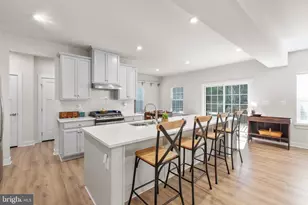 1112 City View Ln, Fredericksburg, VA 22401 - Photo 9