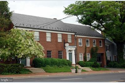 3976 Chain Bridge Road, Fairfax, VA 22030 - Photo 1