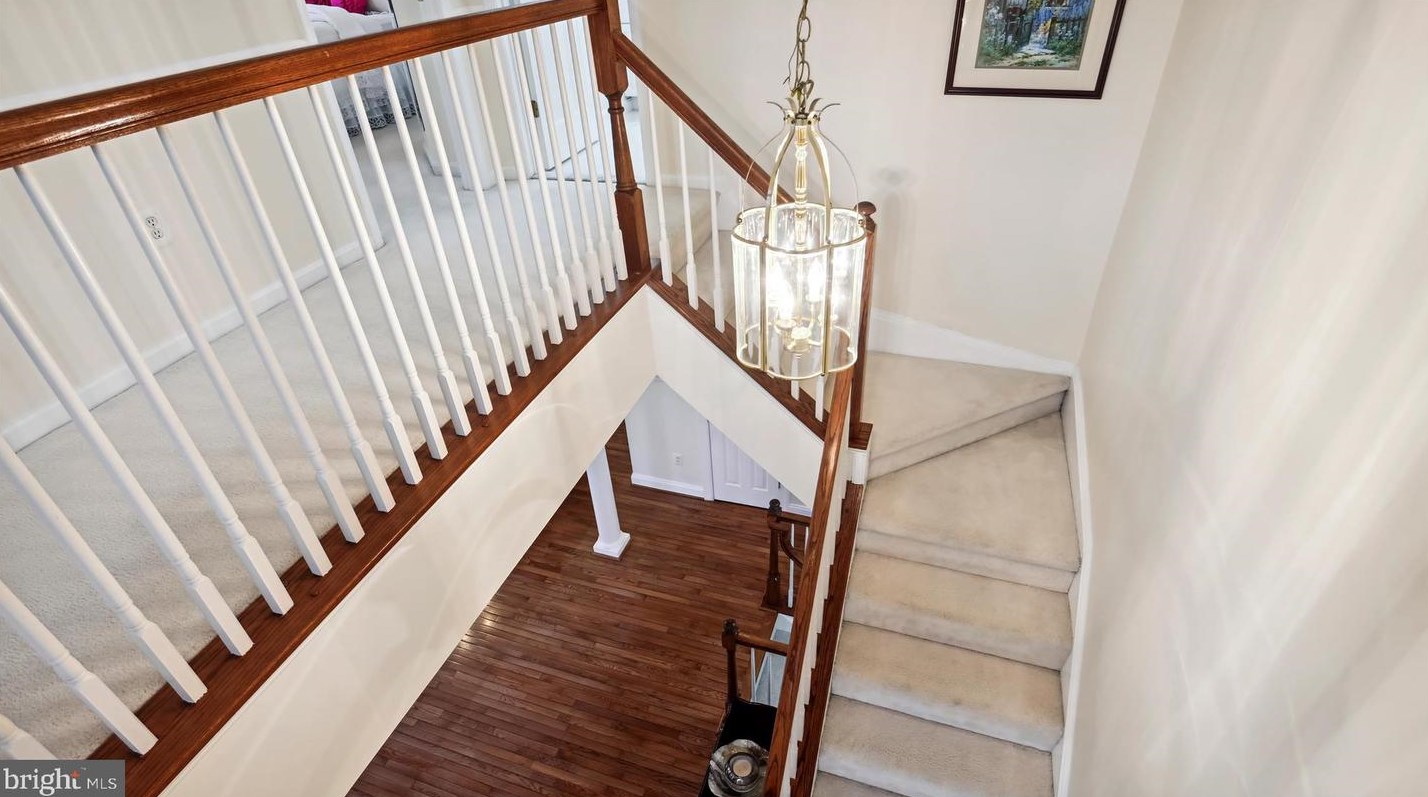 10500 Chancery Ct, Fairfax VA  22030-8108 exterior