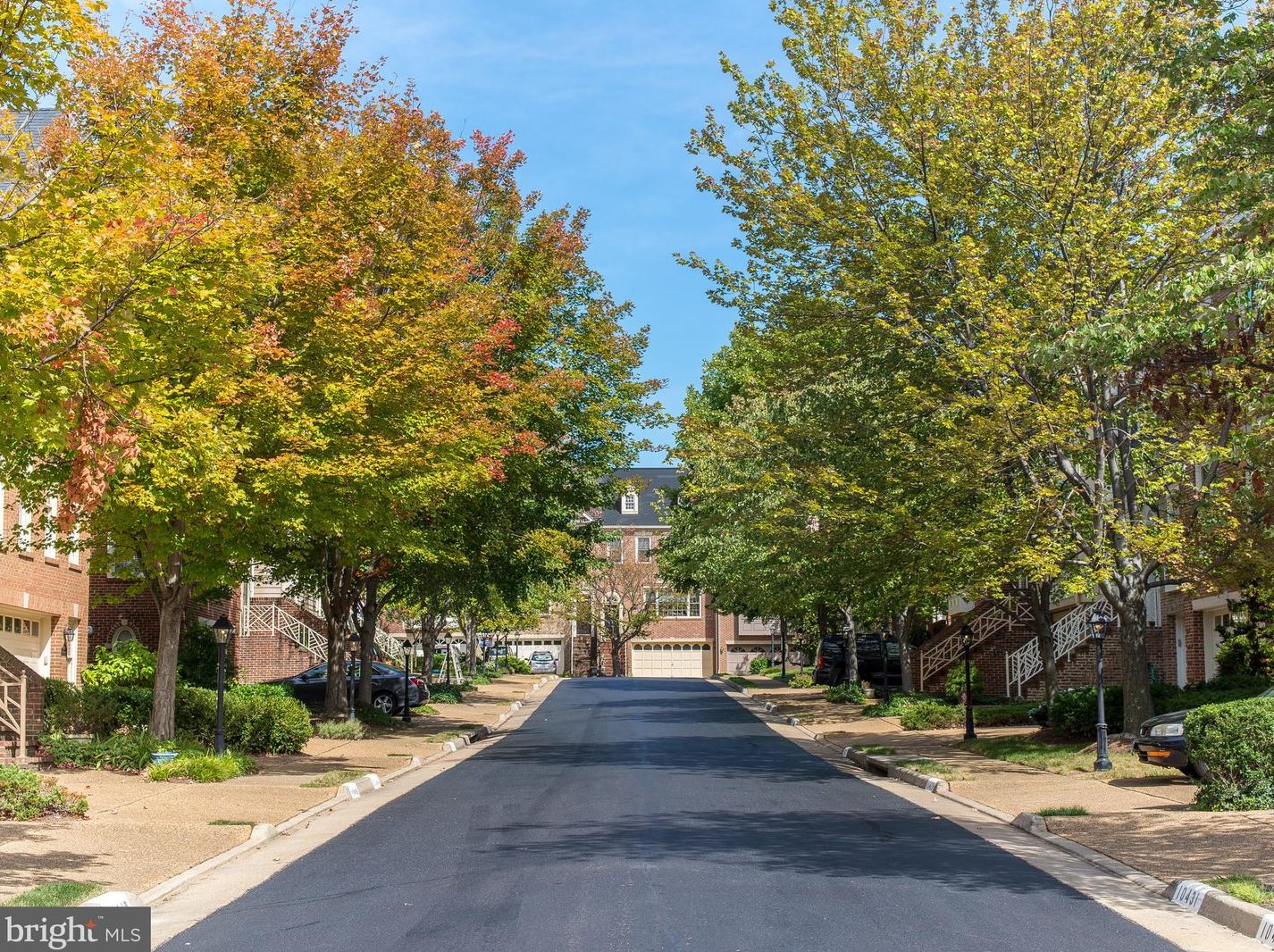 10419 Breckinridge Ln, Fairfax VA  22030-3419 exterior