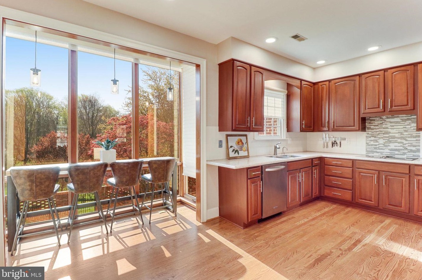 10419 Breckinridge Ln, Fairfax VA  22030-3419 exterior