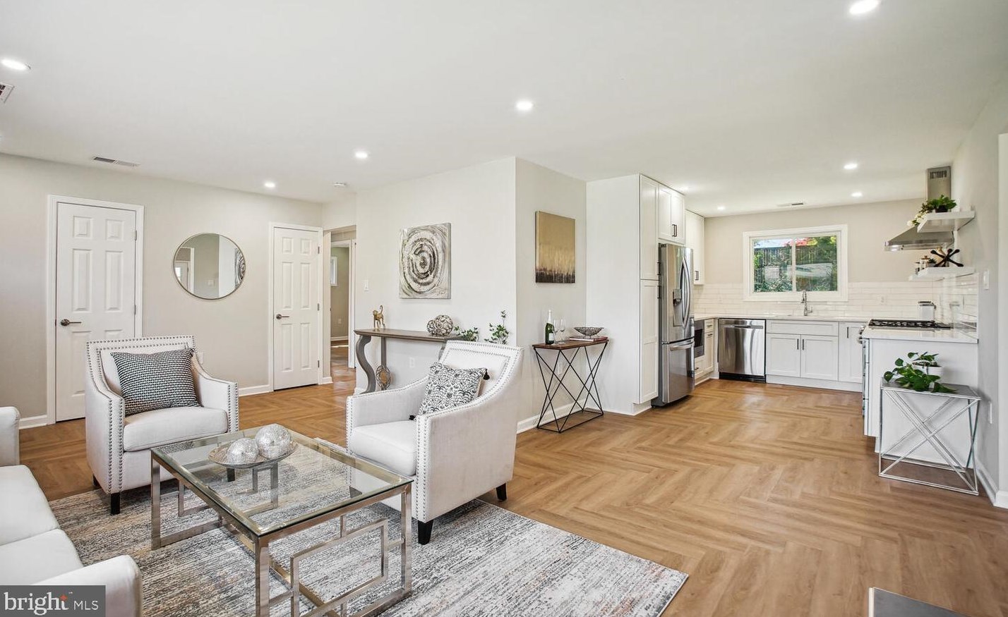 3605 Parklane Rd, Fairfax VA  22030-1828 exterior