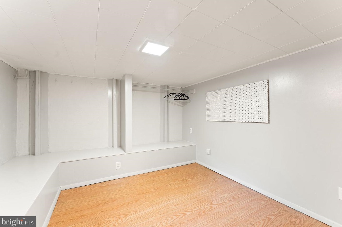 4109 Chestnut St, Fairfax VA  22030-5204 exterior