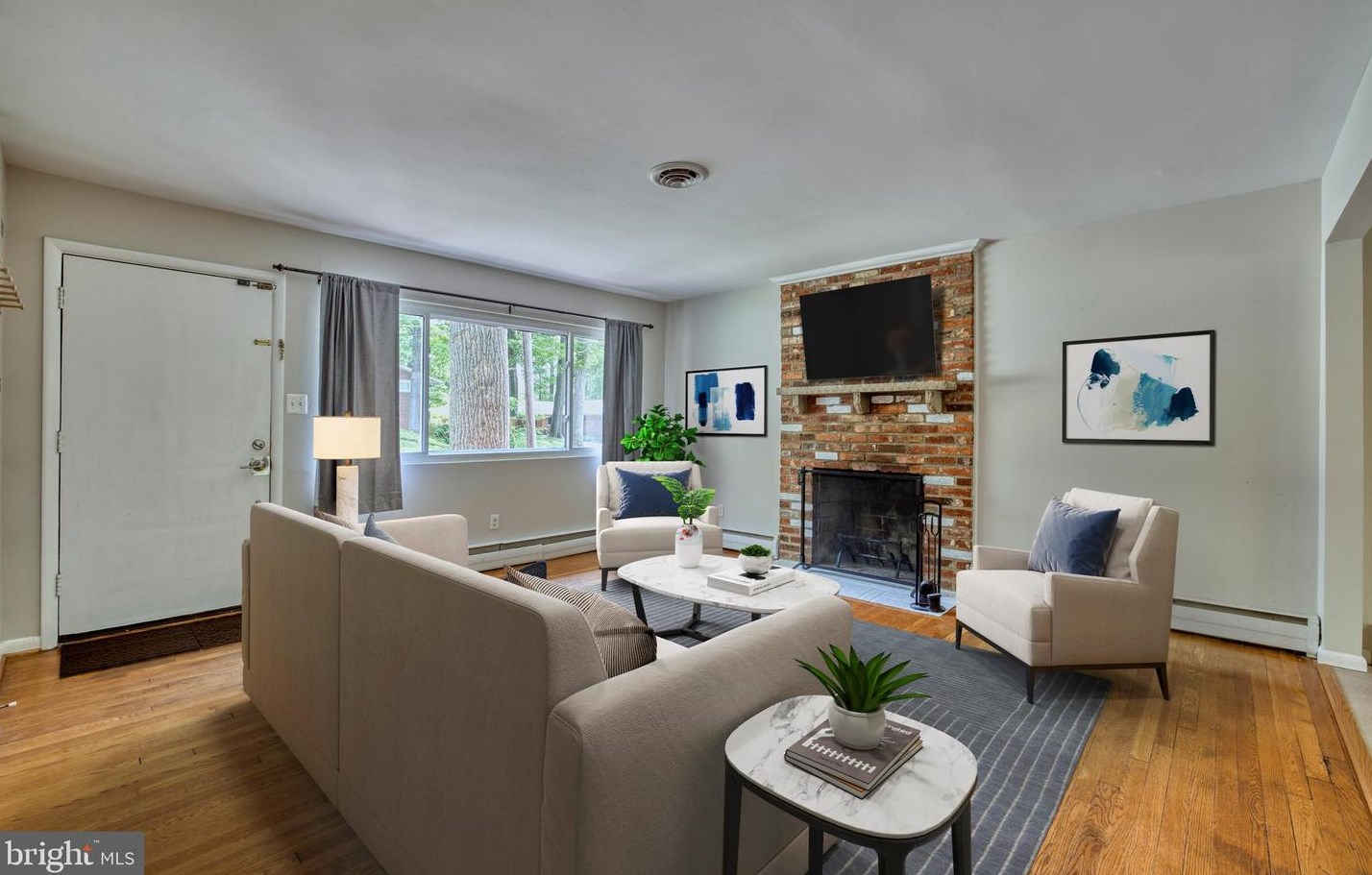 10120 Spring Lake Ter, Fairfax VA  22030-2038 exterior