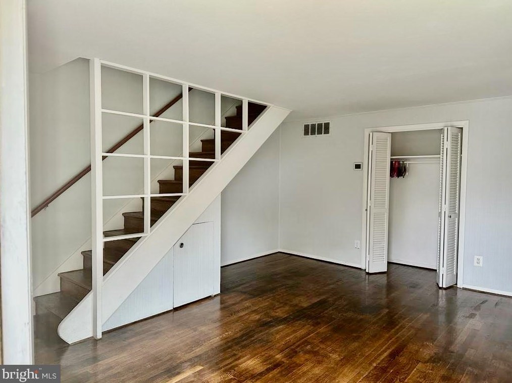 10705 Ashby Pl, Fairfax VA  22030-5113 exterior