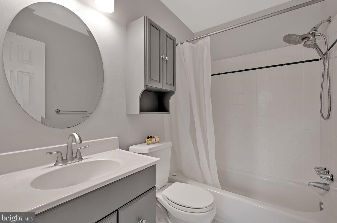 10545 Assembly Dr, Fairfax VA  22030-2701 exterior