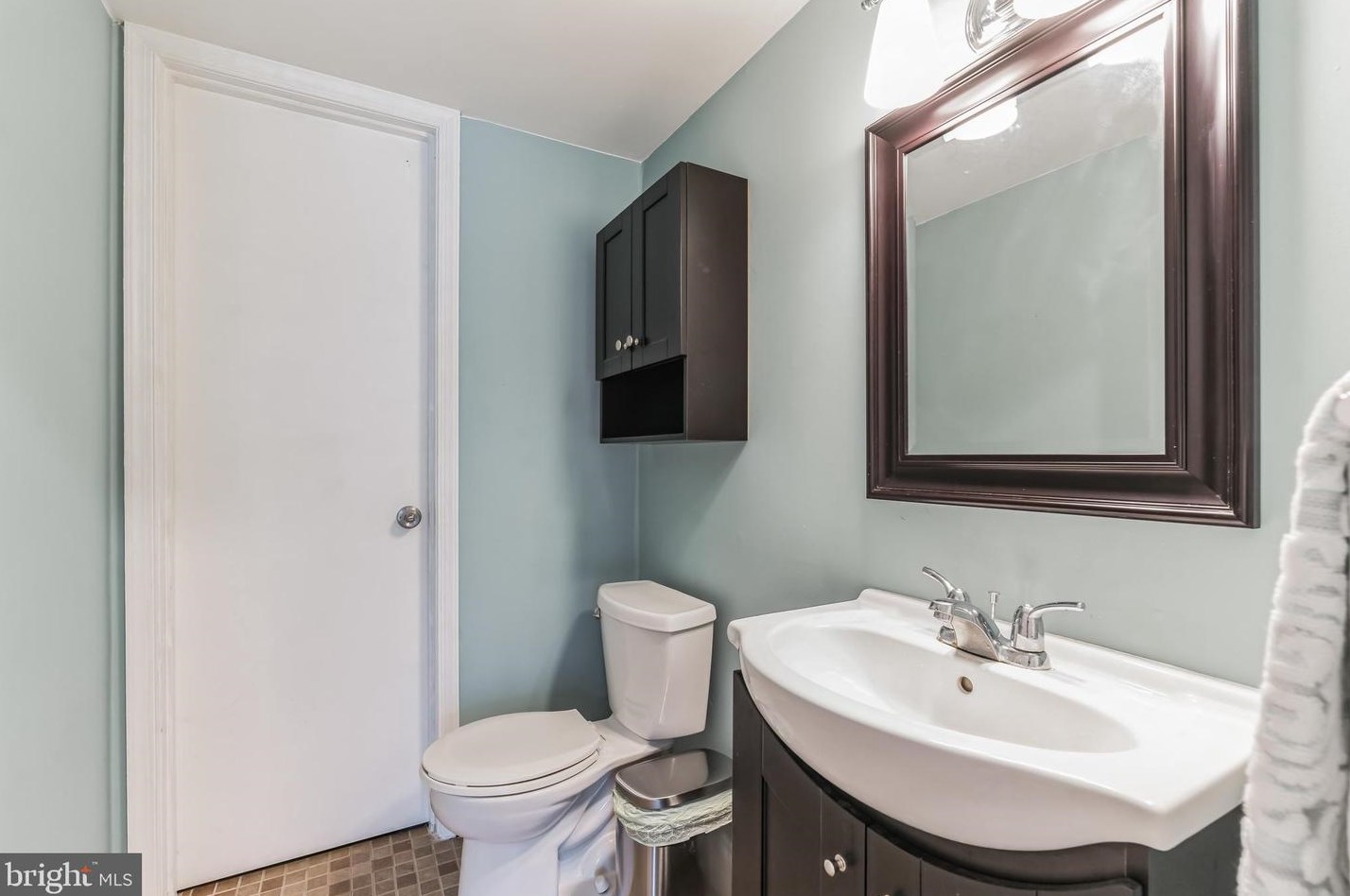 10545 Assembly Dr, Fairfax VA  22030-2701 exterior