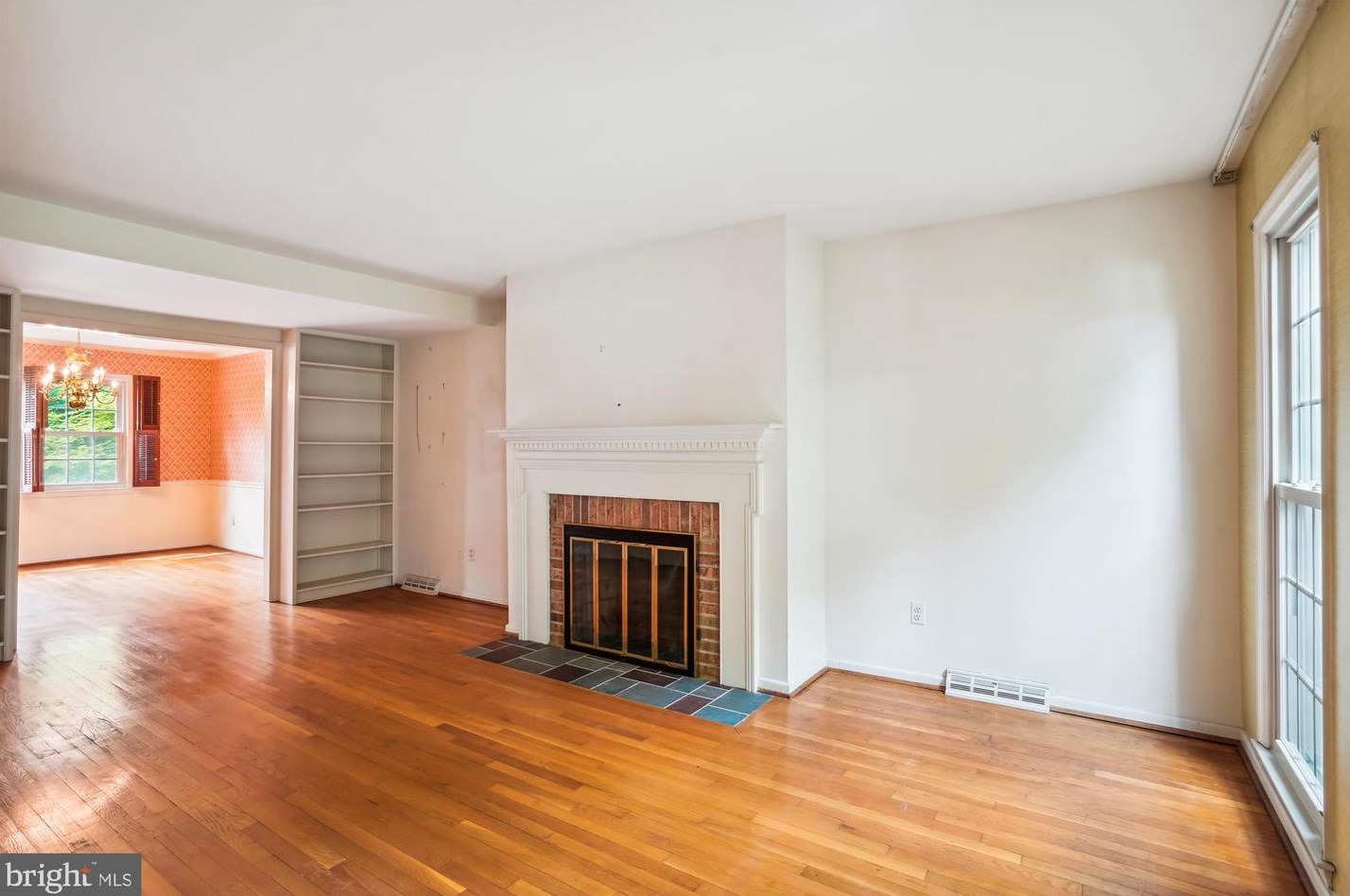 10517 Assembly Dr, Fairfax VA  22030-2701 exterior