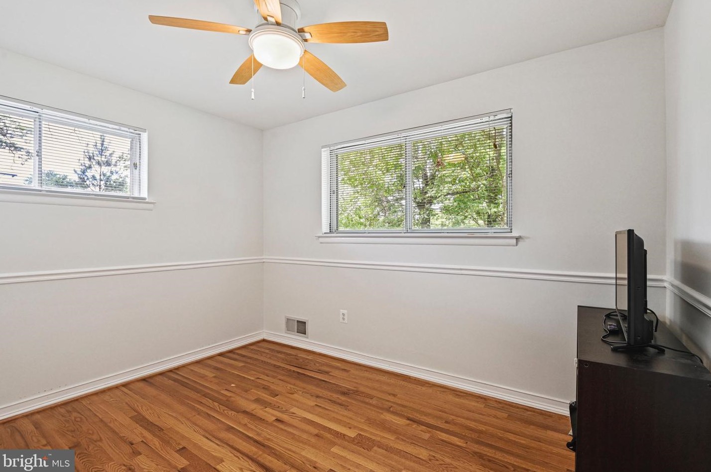 10318 Cleveland St, Fairfax VA  22030-3629 exterior