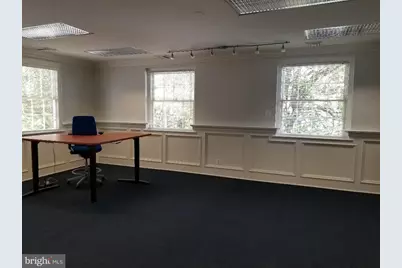 4021 University Drive #201, Fairfax, VA 22030 - Photo 5