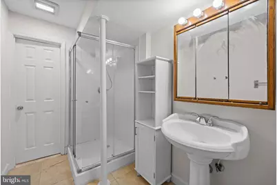 10913 Byrd Drive, Fairfax, VA 22030 - Photo 33