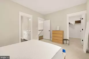 10602 Oak Pl, Fairfax, VA 22030 - Photo 33