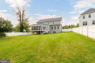 10602 Oak Pl, Fairfax, VA 22030 - Photo 49