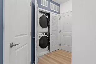 10755 Fairgrounds Dr, Fairfax, VA 22030 - Photo 11