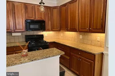 10328 Sager #203, Fairfax, VA 22030 - Photo 9