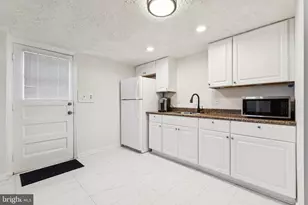 4146 Addison Rd, Fairfax, VA 22030 - Photo 25