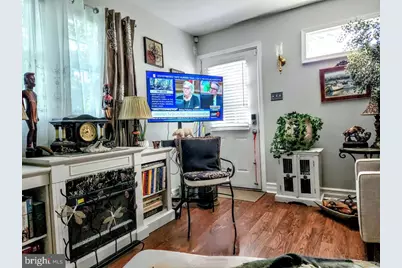 10833 Warwick Avenue, Fairfax, VA 22030 - Photo 7