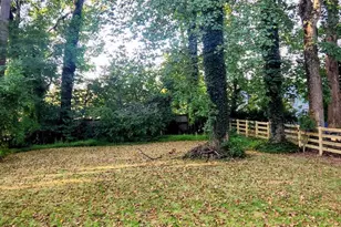 10833 Warwick Ave, Fairfax, VA 22030 - Photo 13