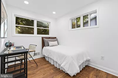 10404 Forest Avenue, Fairfax, VA 22030 - Photo 9