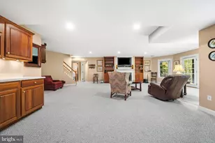 10121 Ratcliffe Manor Dr, Fairfax, VA 22030 - Photo 71