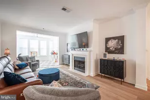 10328 Sager Ave, Fairfax, VA 22030 - Photo 15