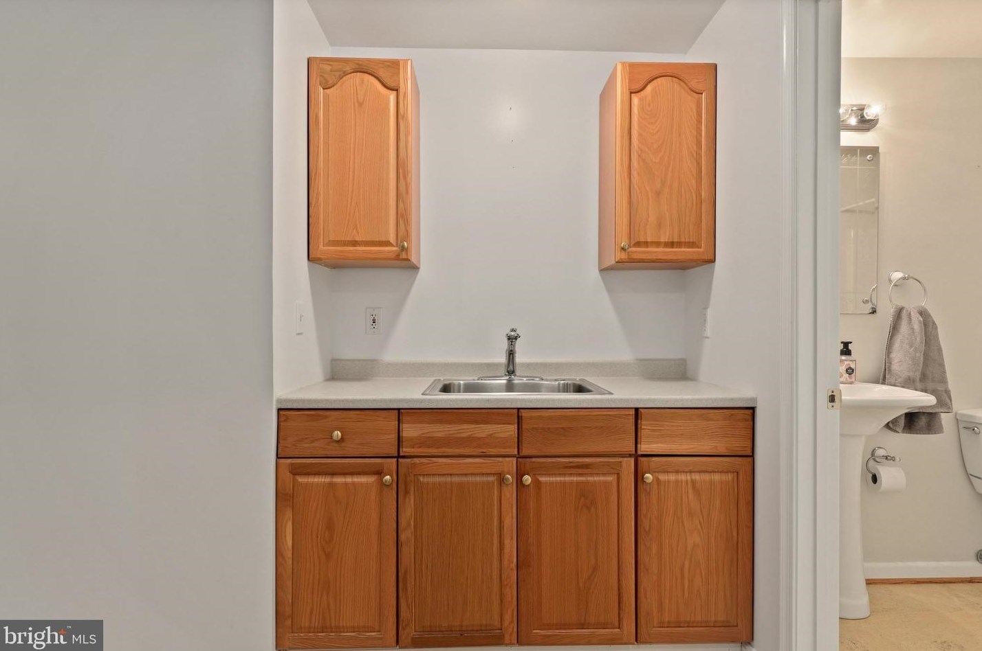 7333 Hazelwood Ct, Warrenton VA  20187-4140 exterior