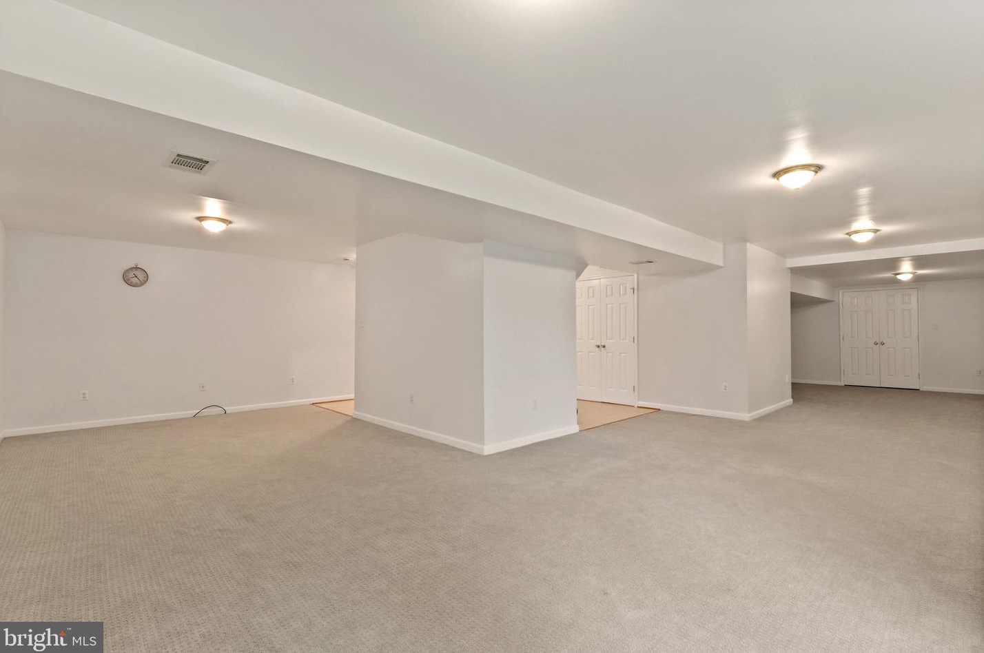 7333 Hazelwood Ct, Warrenton VA  20187-4140 exterior