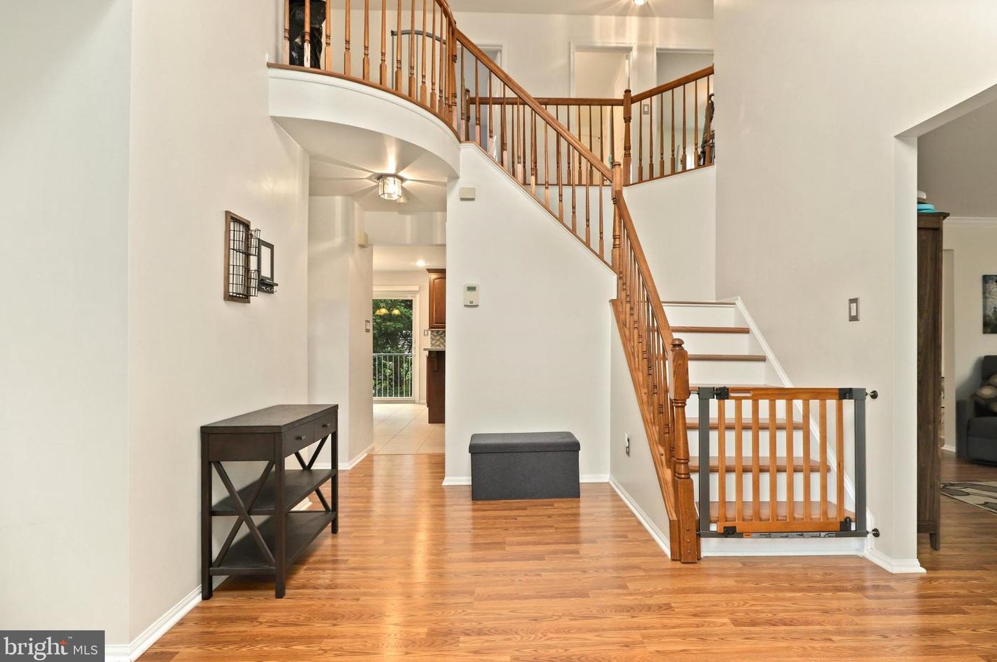 7333 Hazelwood Ct, Warrenton VA  20187-4140 exterior