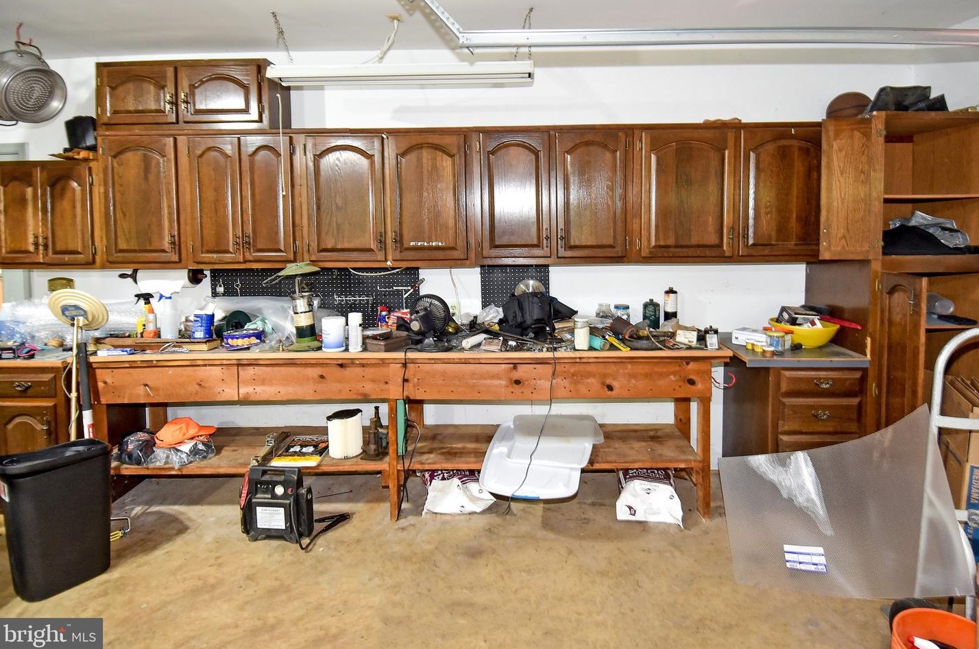 7074 Riley Rd, Warrenton VA  20187-8900 exterior