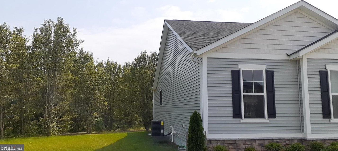 11206 Callie Jo Ct, Bealeton VA  22712-2005 exterior