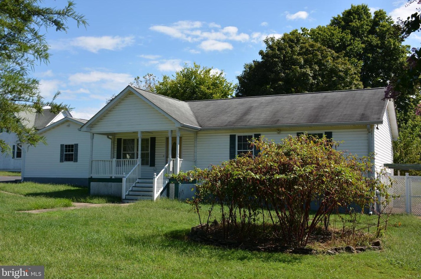 5129 Broad Run Church Rd, Warrenton VA  20187-2705 exterior