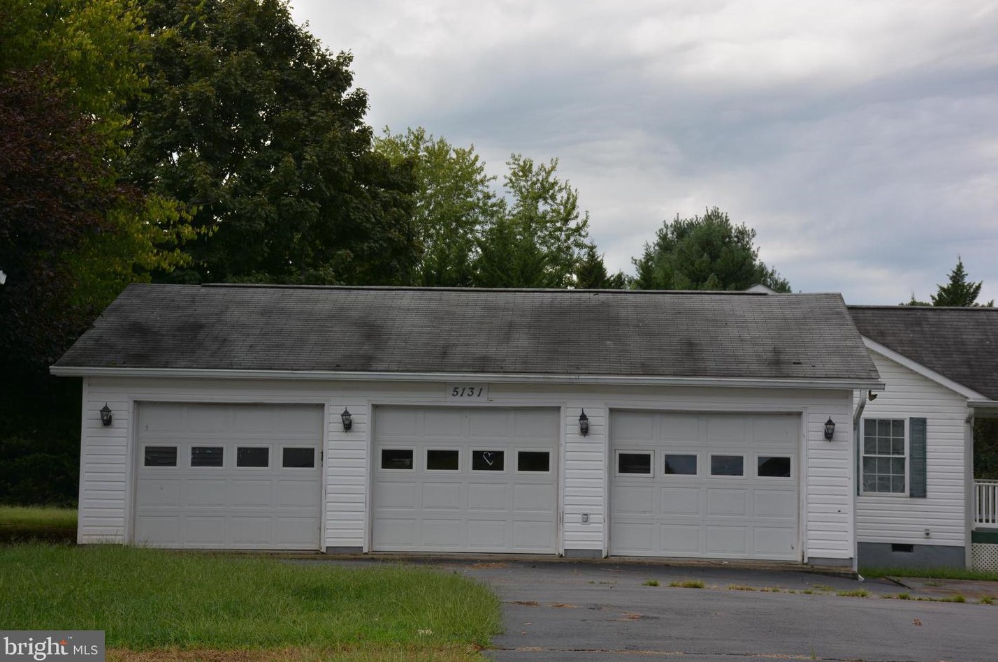 5129 Broad Run Church Rd, Warrenton VA  20187-2705 exterior