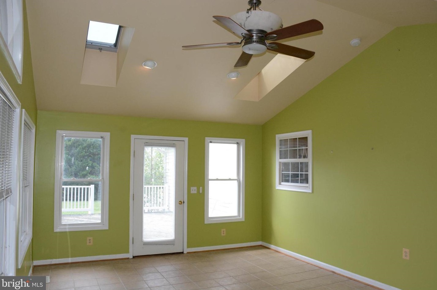 5129 Broad Run Church Rd, Warrenton VA  20187-2705 exterior