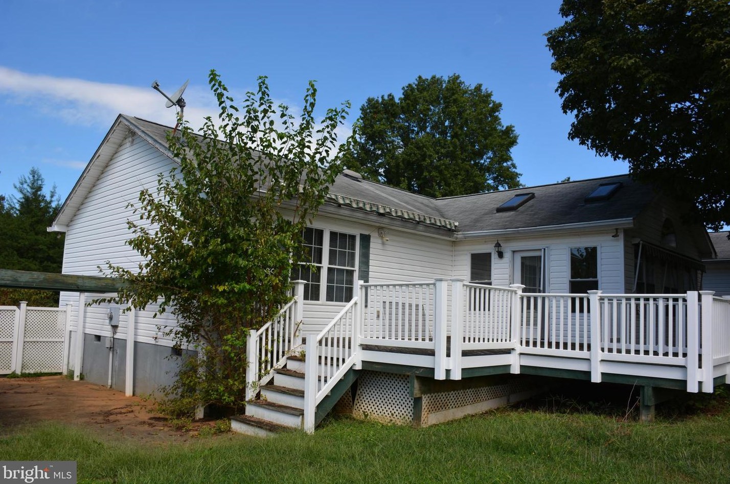 5129 Broad Run Church Rd, Warrenton VA  20187-2705 exterior
