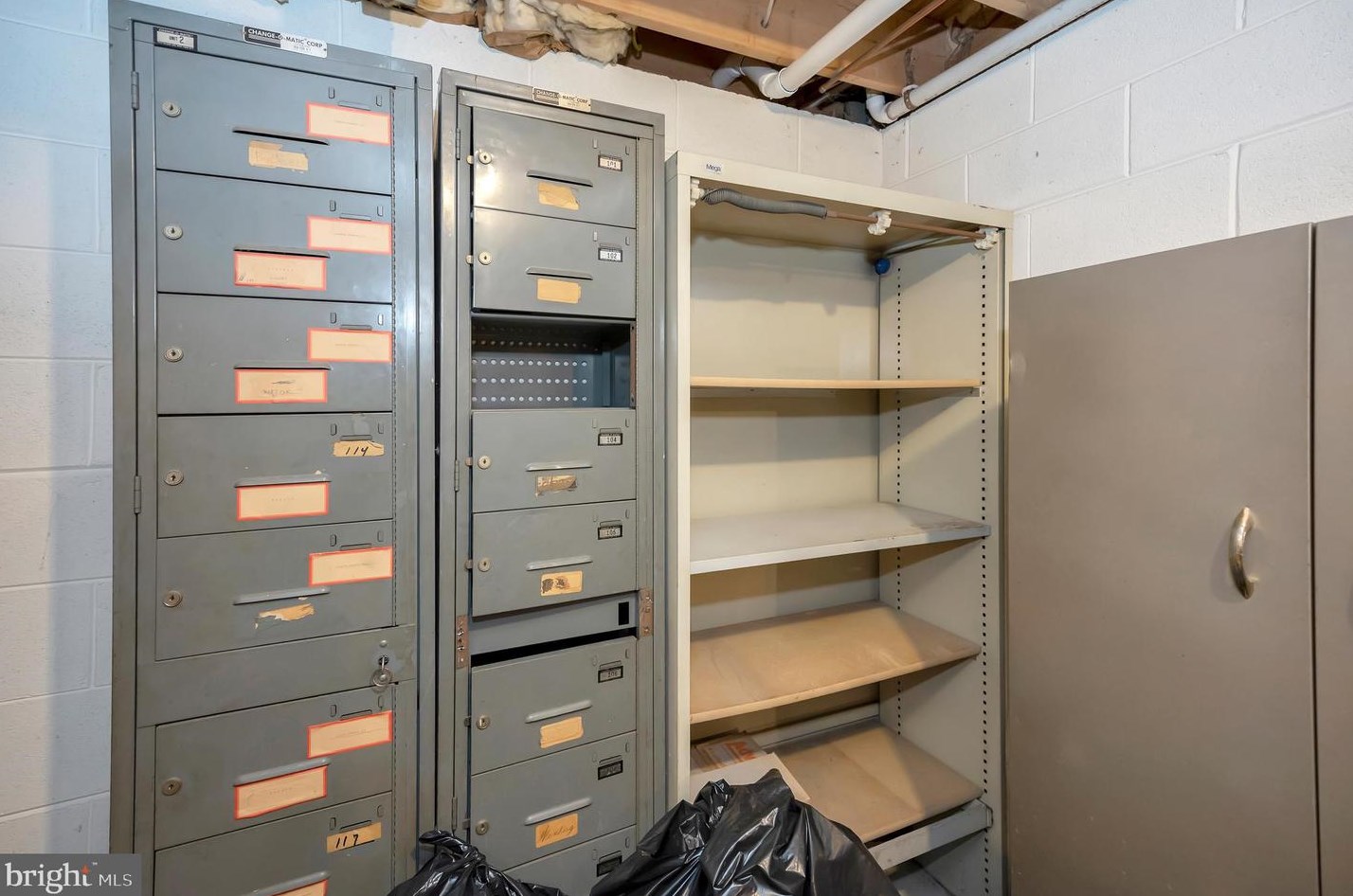 7136 Westmoreland Dr, Warrenton VA  20187-4452 exterior