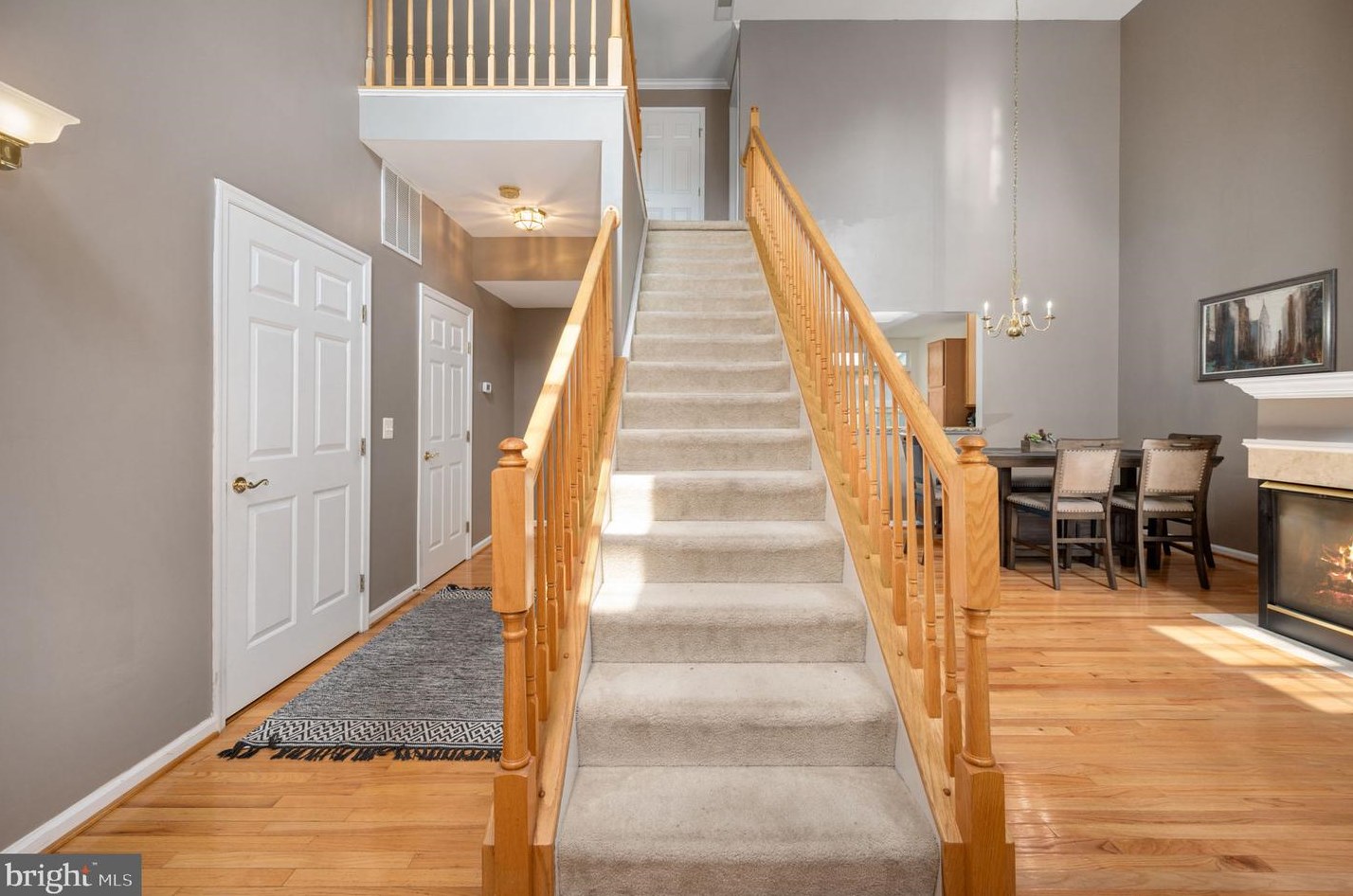 256 Sapphire Ct, Warrenton VA  20186-4340 exterior