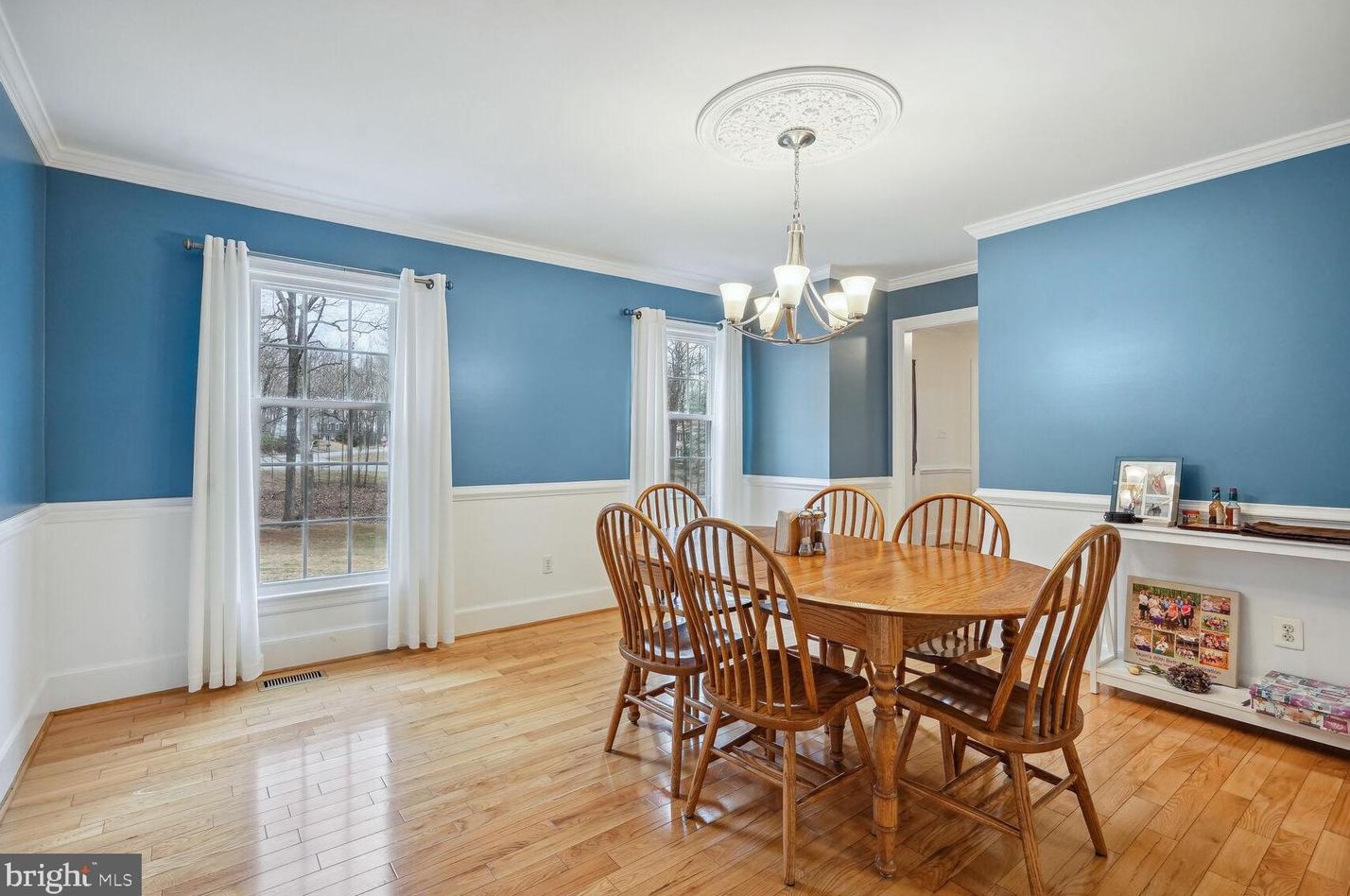7438 Waters Pl, Warrenton VA  20187-7933 exterior