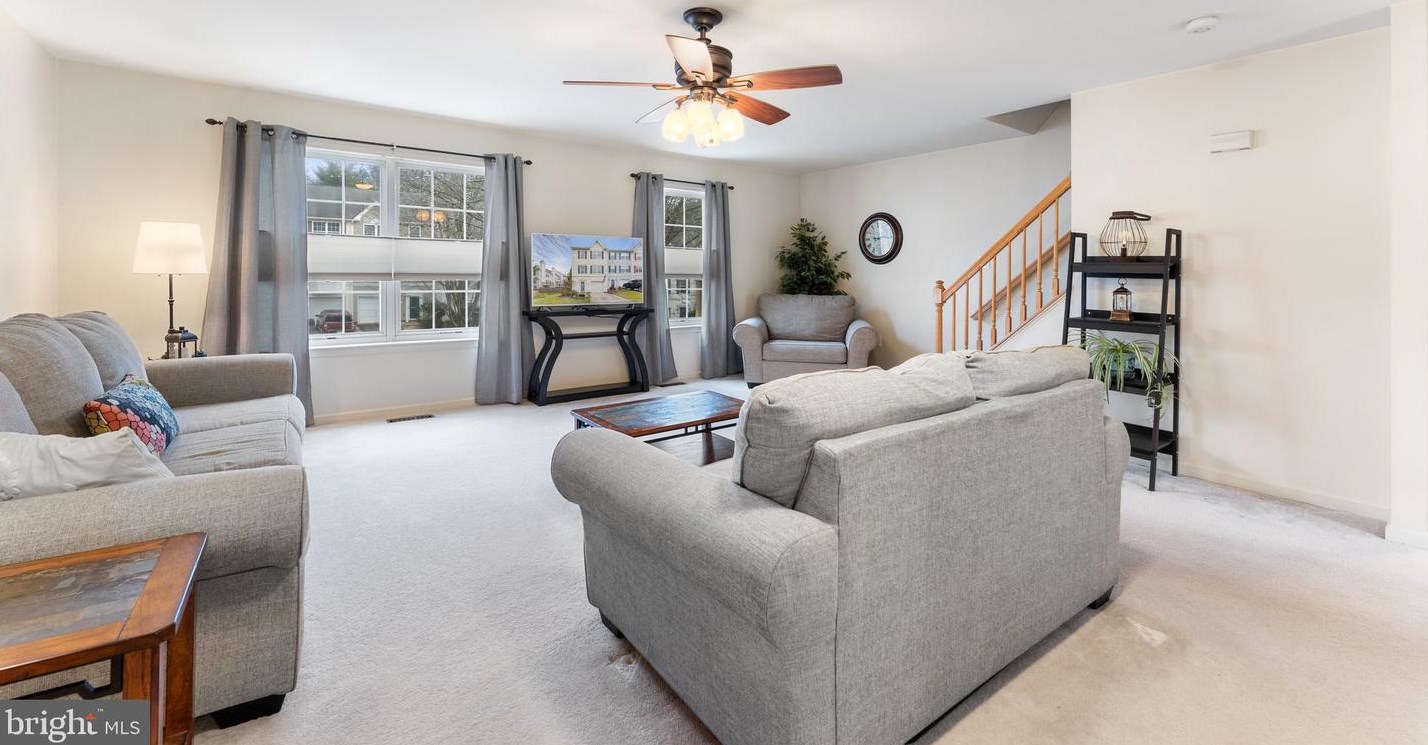 788 General Wallace Ct, Warrenton VA  20186-2111 exterior