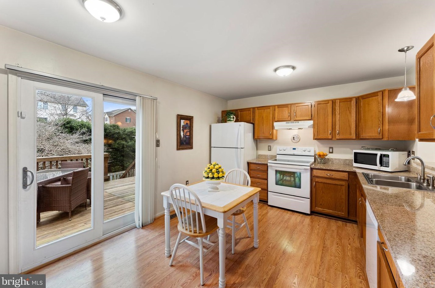 788 General Wallace Ct, Warrenton VA  20186-2111 exterior