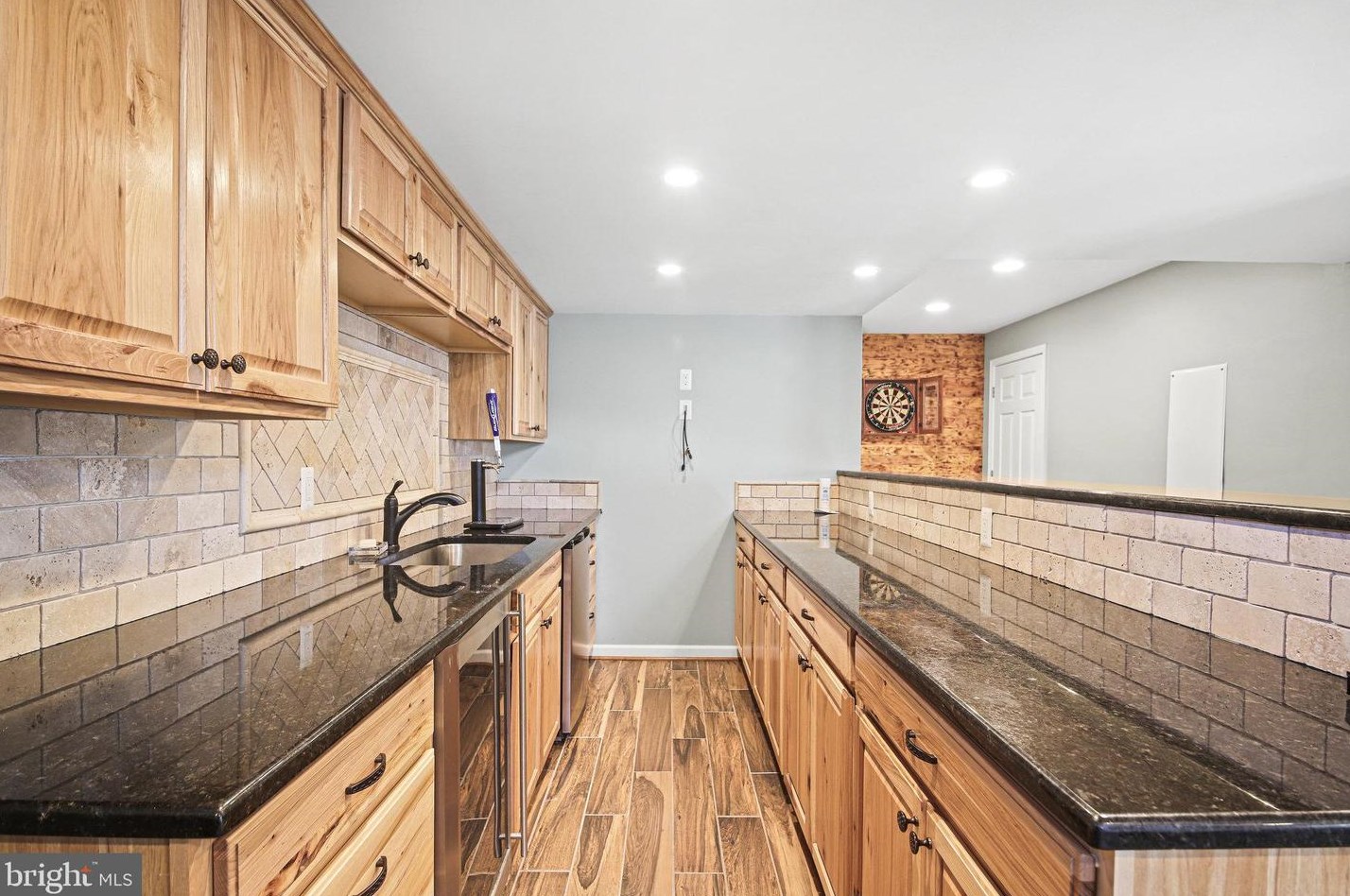 7389 Lake Willow Ct, Warrenton VA  20187-5834 exterior