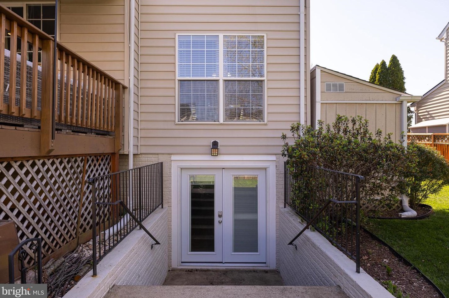 10819 Lord Chancellor Ln, Bealeton VA  22712-5625 exterior