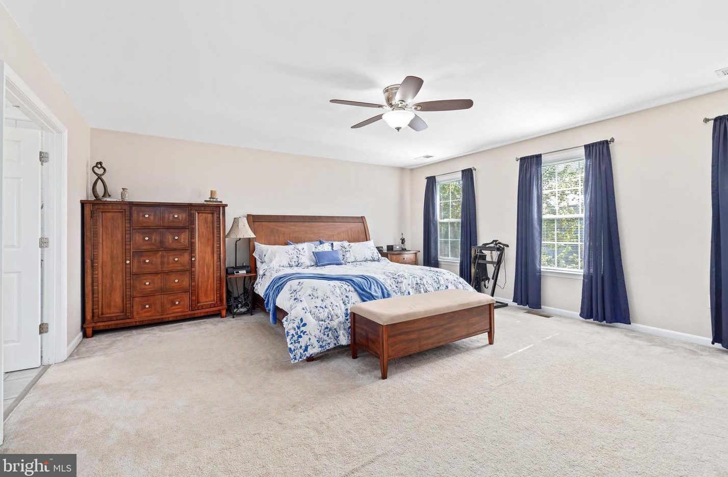 10819 Lord Chancellor Ln, Bealeton VA  22712-5625 exterior