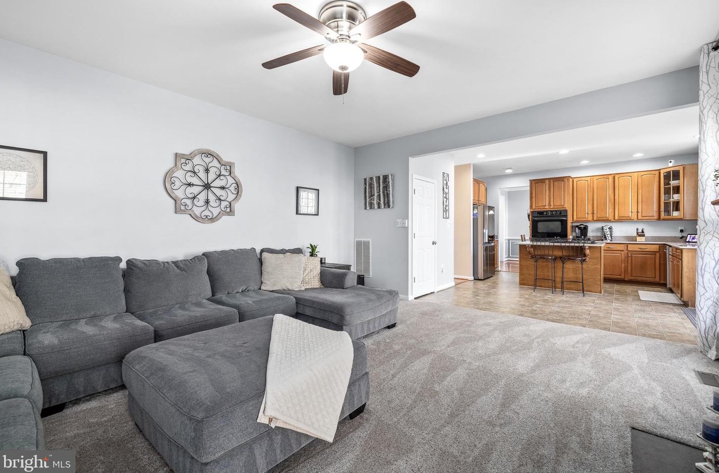 10819 Lord Chancellor Ln, Bealeton VA  22712-5625 exterior
