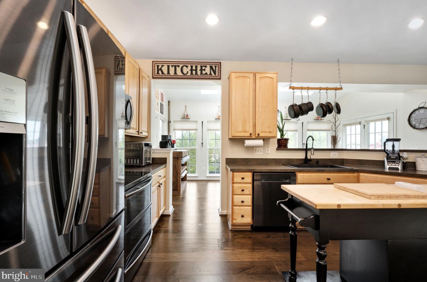 11183 Freedom Ct, Bealeton VA  22712-9458 exterior