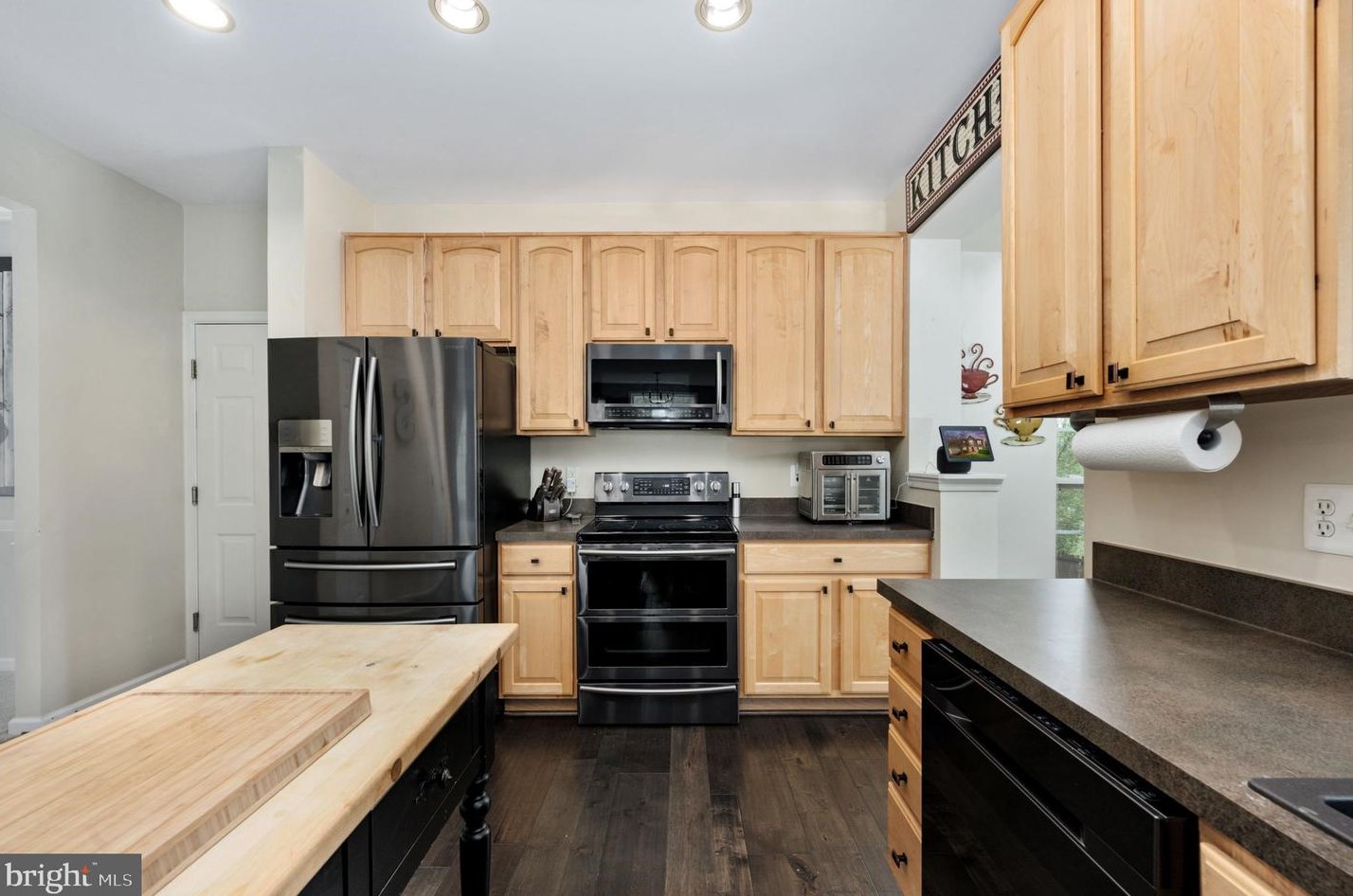 11183 Freedom Ct, Bealeton VA  22712-9458 exterior